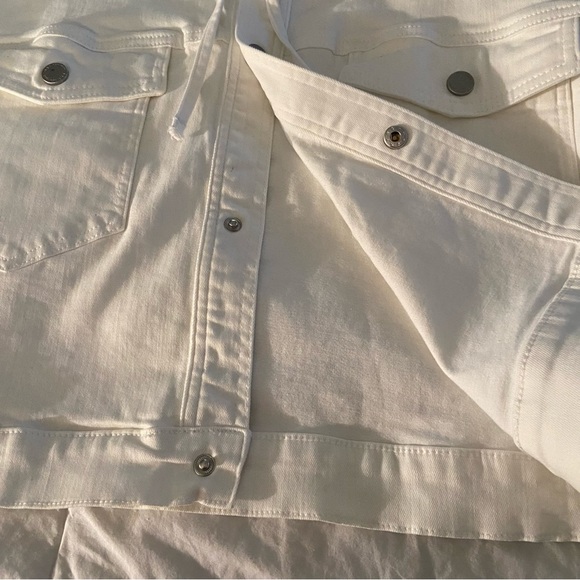 White Cropped Jean Jacket with Hood - Picture 10 of 12